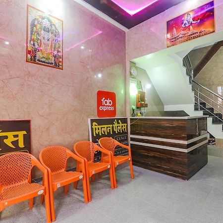 Fabexpress Milan Palace Ayodhya Kültér fotó